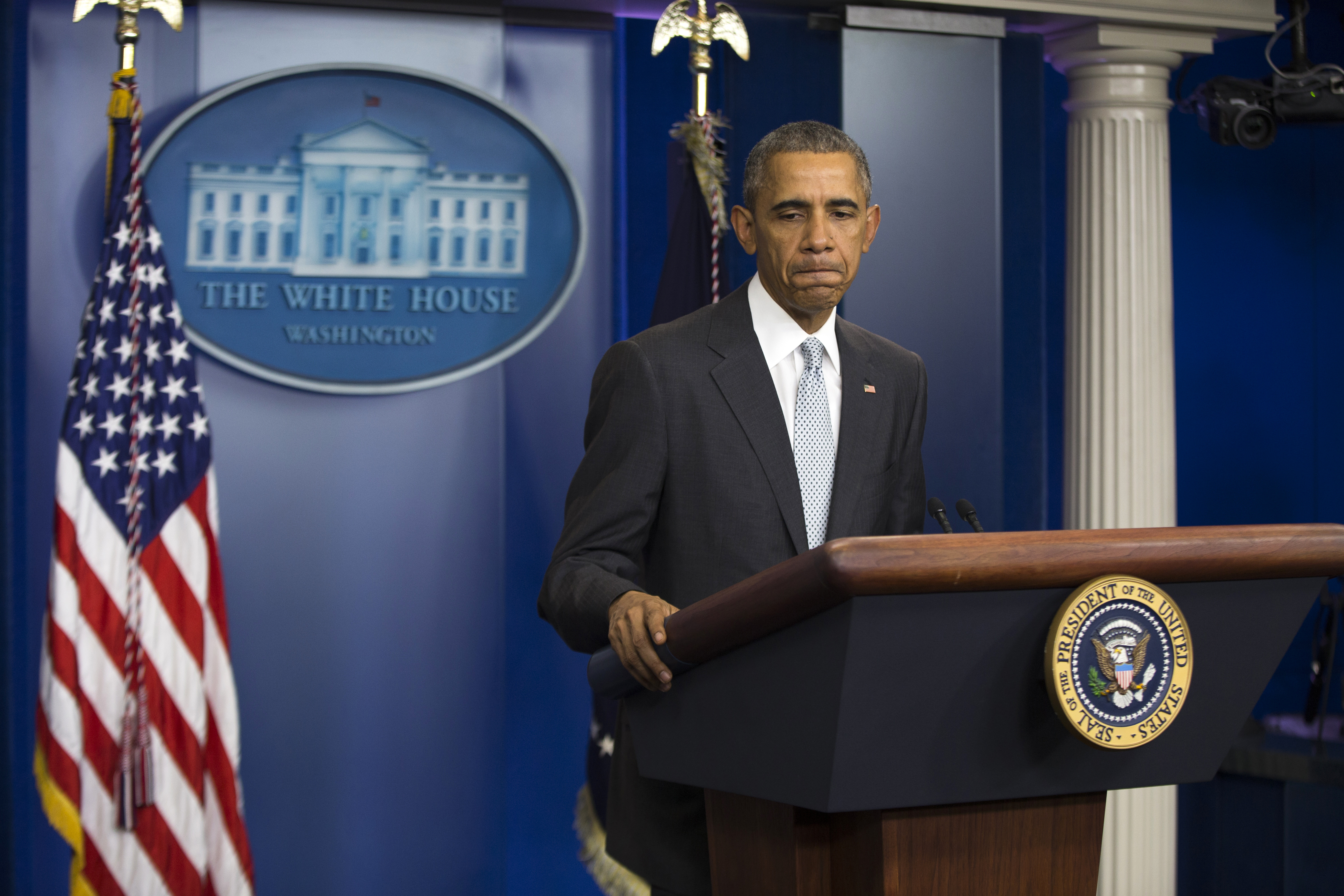 Obama ofrece ayuda para atrapar a responsables de atentados