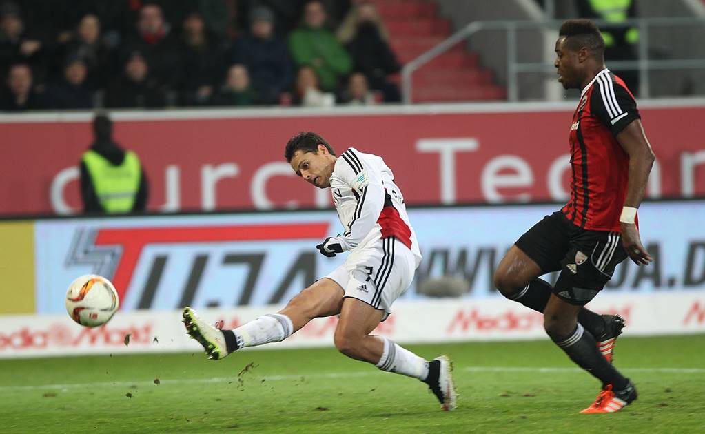 “Chicharito”, el seguro de vida para el Bayer