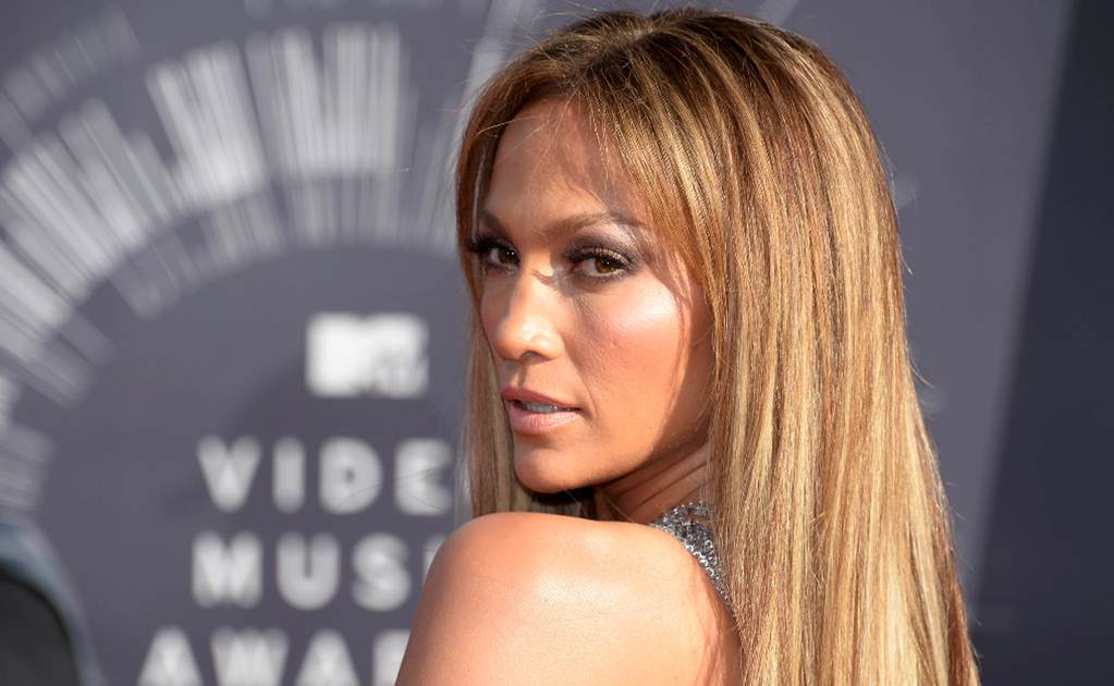 Jennifer Lopez es demandada por ultraje público