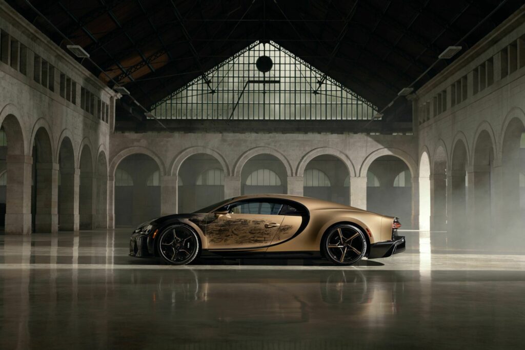 El Bugatti con dibujos hechos a mano para despedir el Chiron