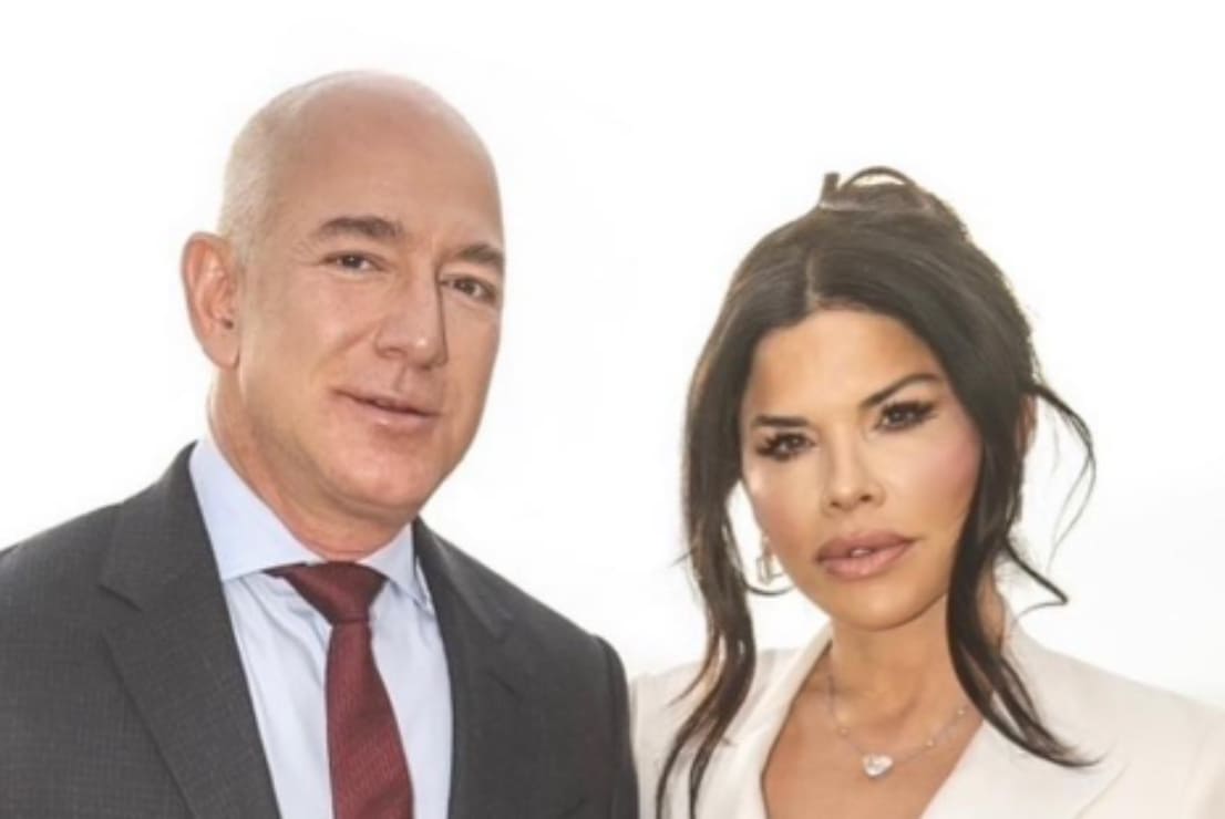 Lauren Sanchez, prometida de Jeff Bezos, luce baratísimo 'knitkini'