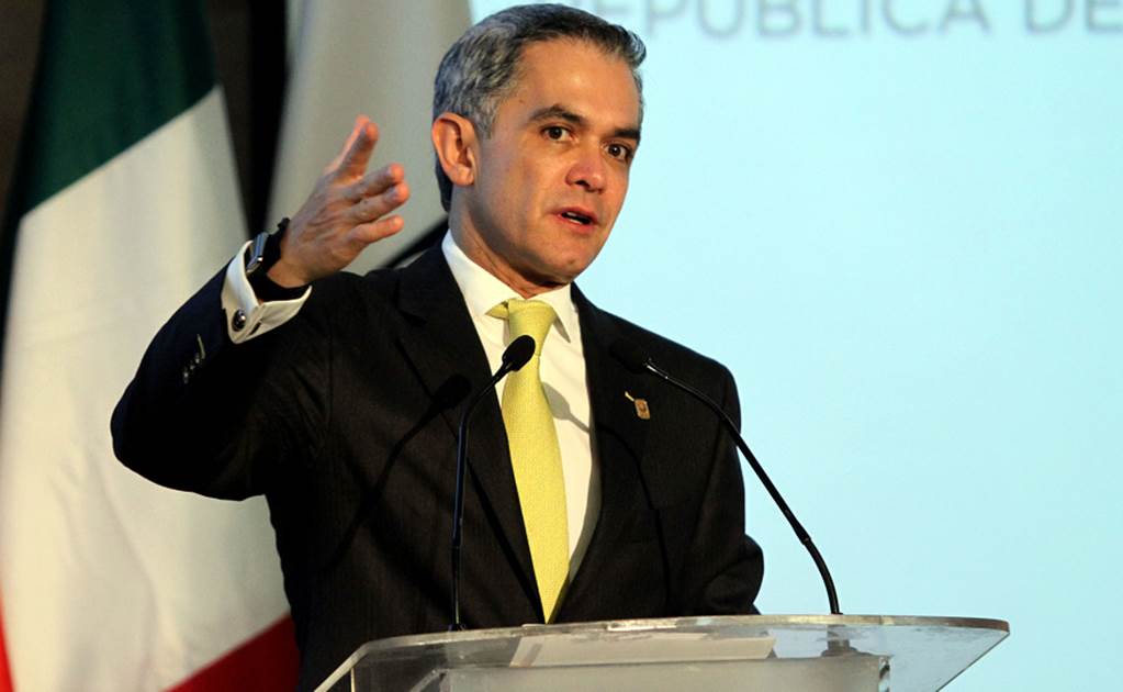 Celebra Mancera declaratoria de desindexación del salario