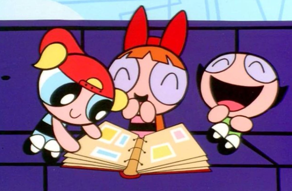 Powerpuff girls 1998. Суперкрошки 1998 сестричка. Powerpuff 1998 vs. Суперкрошки 1998 красная. Powerpuff girls 1998 vs 2016.