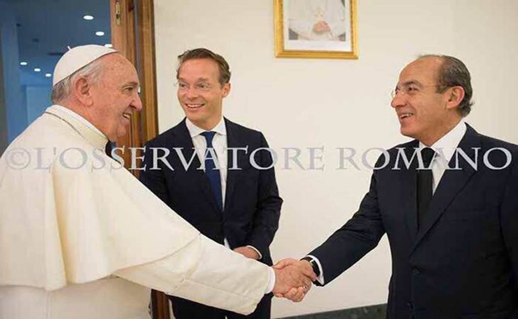 Felipe Calderón presents report on climate change in the Vatican
