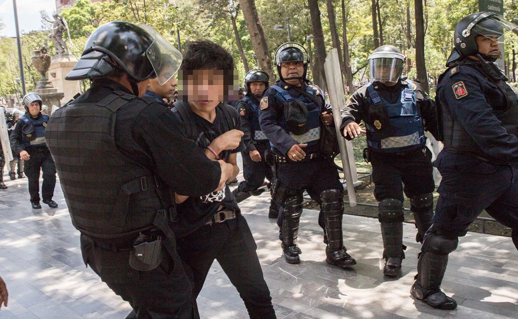 Marcha de "Legión Holk" moviliza a la SSP capitalina