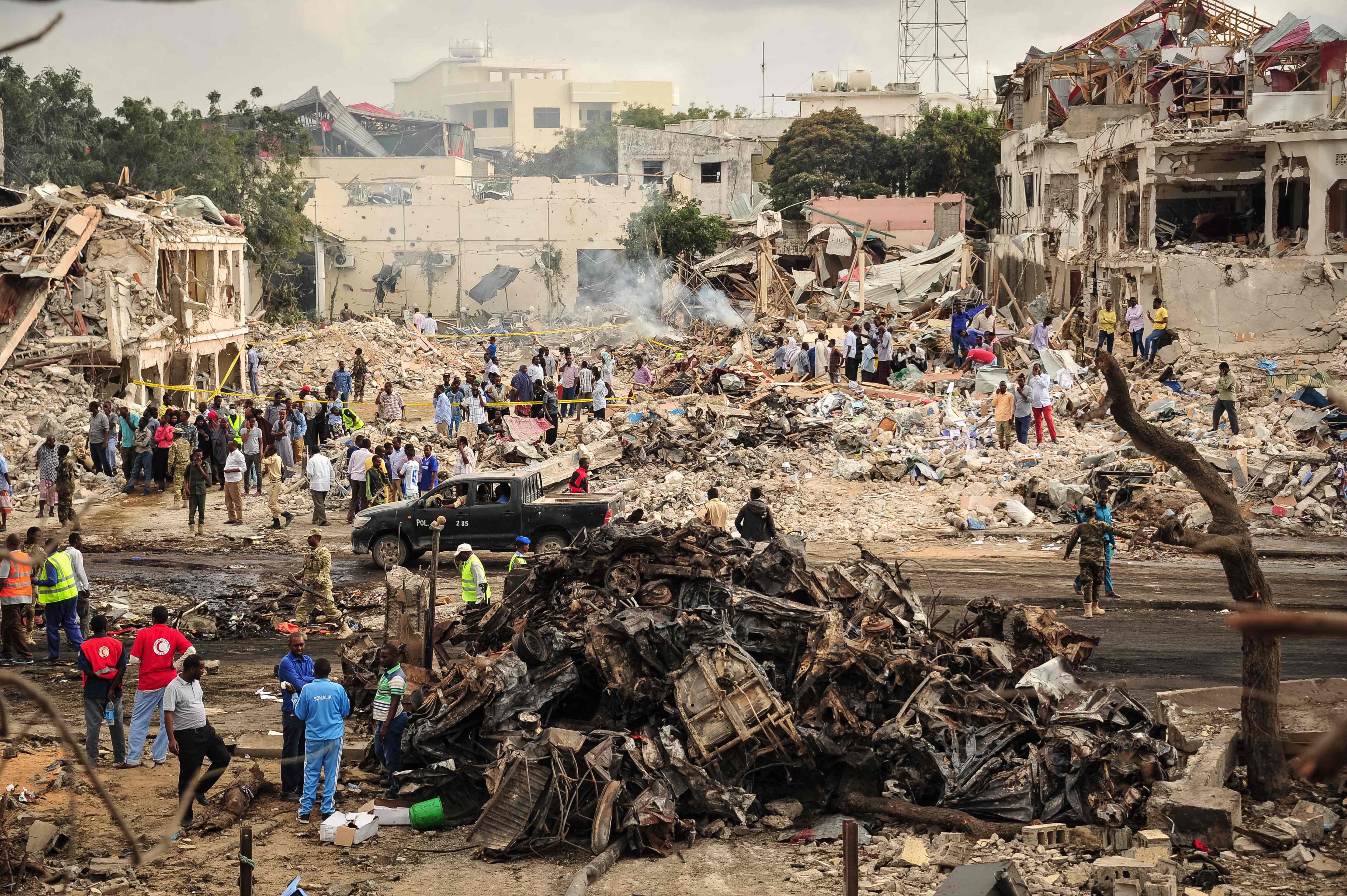 Somalia sufre el peor atentado de su historia; suman 215 muertos y 350 heridos