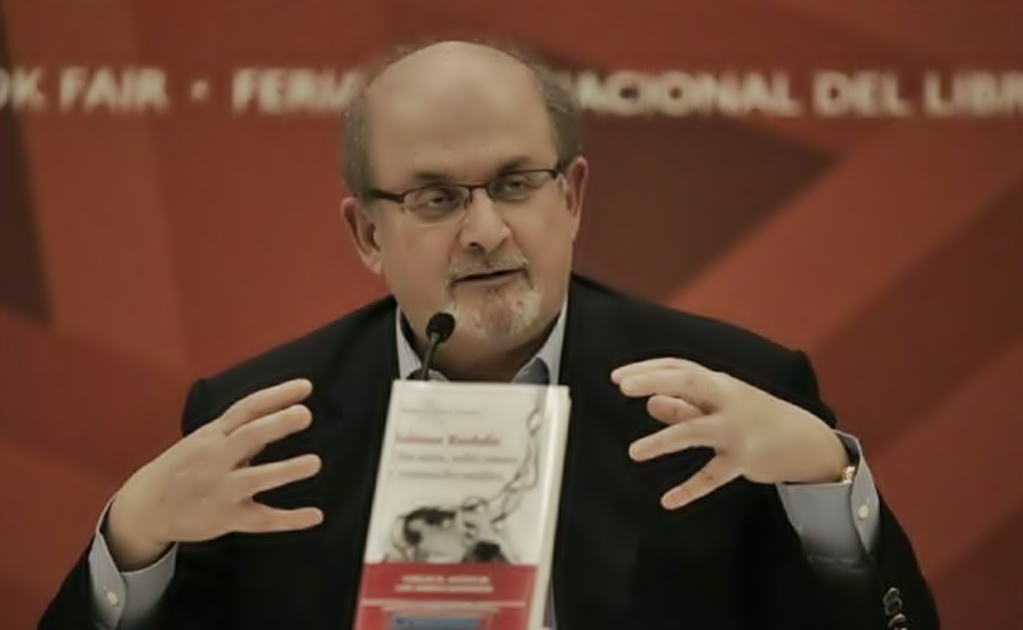 Salman Rushdie supports Mexican journalists