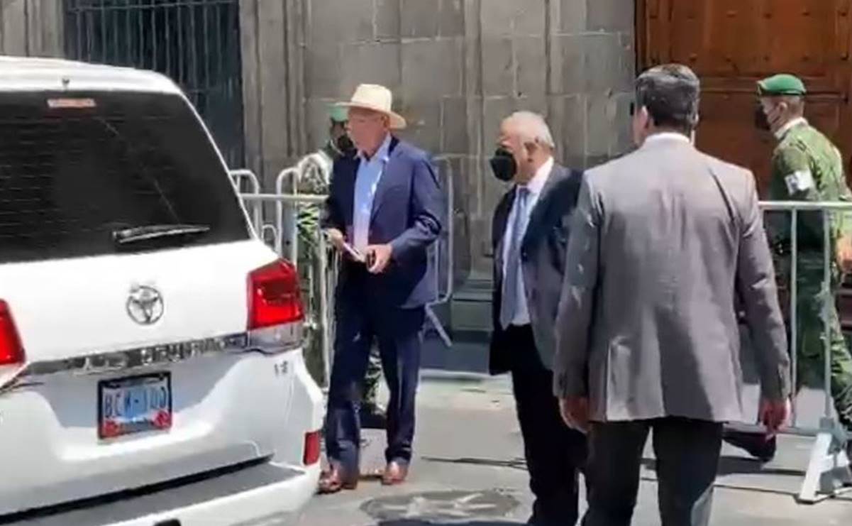 Ken Salazar visita Palacio Nacional tras amago de AMLO sobre no ir a Cumbre de las Américas