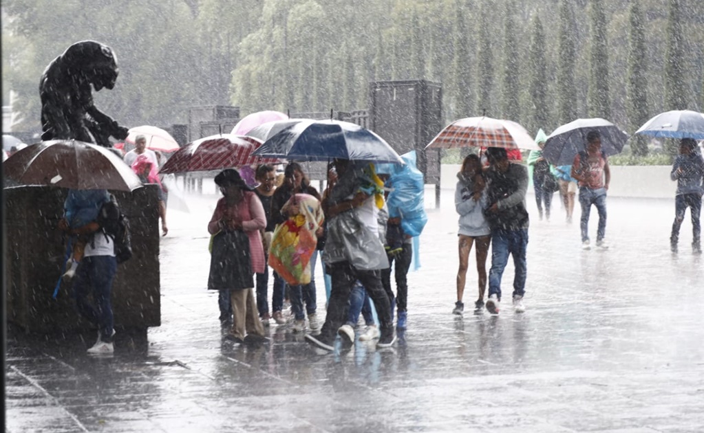 Tras lluvias, activan alerta amarilla en 10 delegaciones