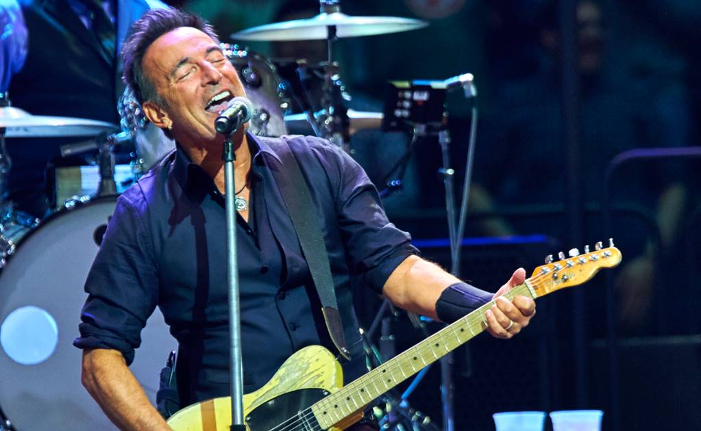 Bruce Springsteen suspende temporalmente su gira 2023, tras sufrir dolorosa enfermedad