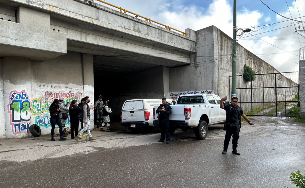 Abandonan dos cuerpos debajo de puente en Cuernavaca; uno estaba desmembrado