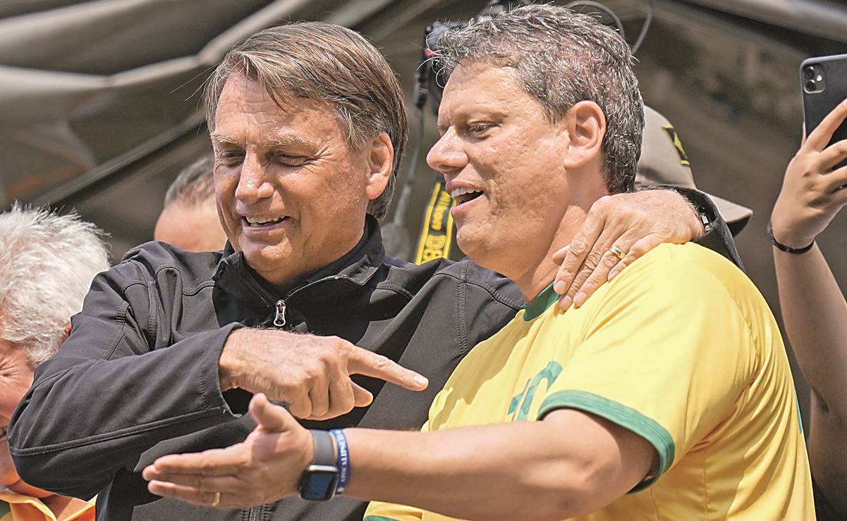 Bolsonaro busca aprovechar el funeral de Isabel II con fines electorales