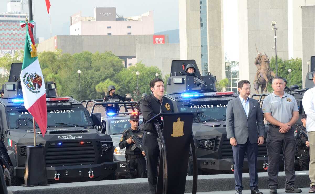 Nuevo León entrega patrullas nuevas e incrementa salarios y créditos a fuerzas de seguridad