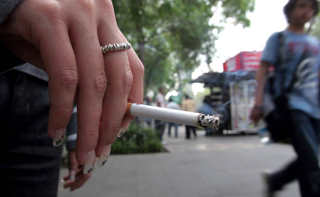 Descubren vínculo entre falta de materia gris y el deseo de fumar en adolescentes