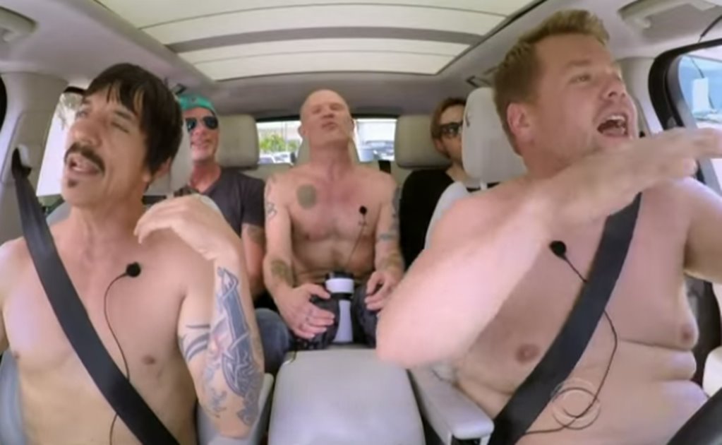 James Corden canta con los Red Hot Chili Peppers