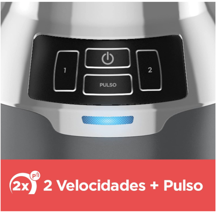 Detalle de cuchillas QuadPro y base con 600W de potencia Black+Decker