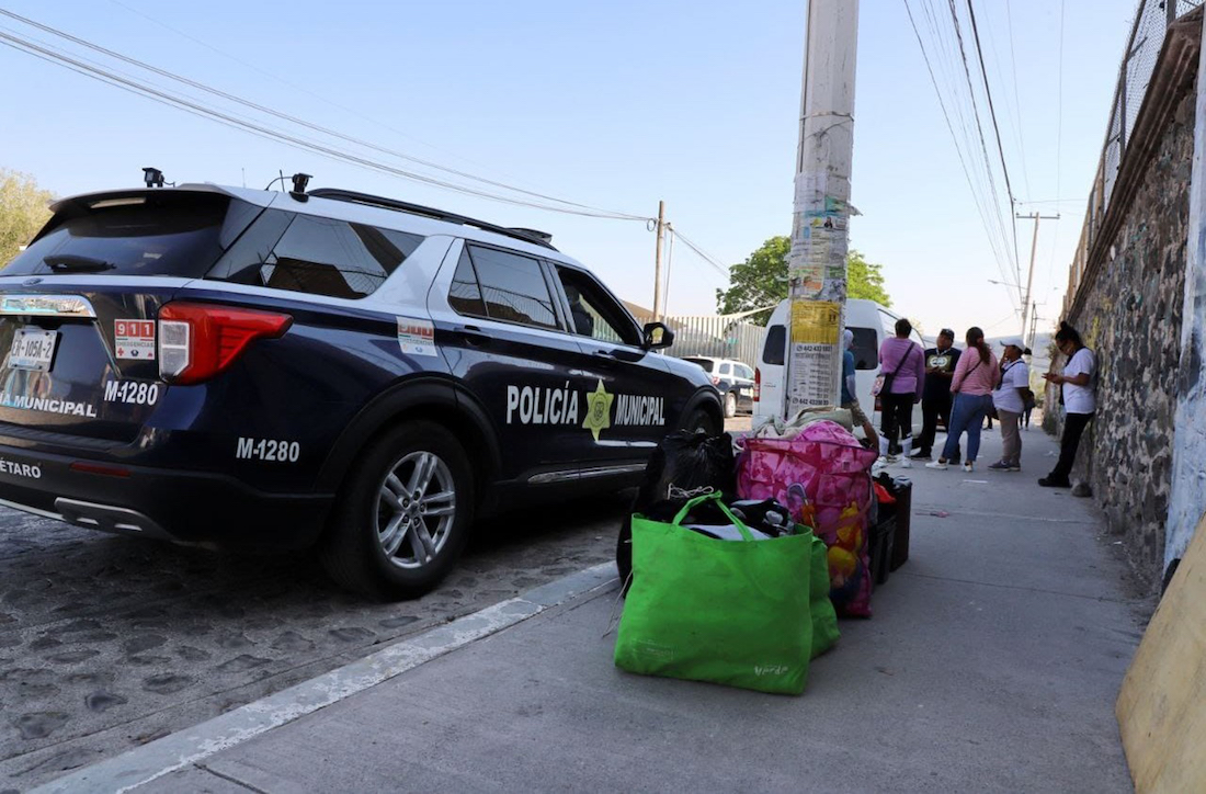 Van contra ambulantes en San José el Alto 