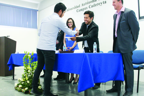 Reciben las llaves de la Casa del Estudiante