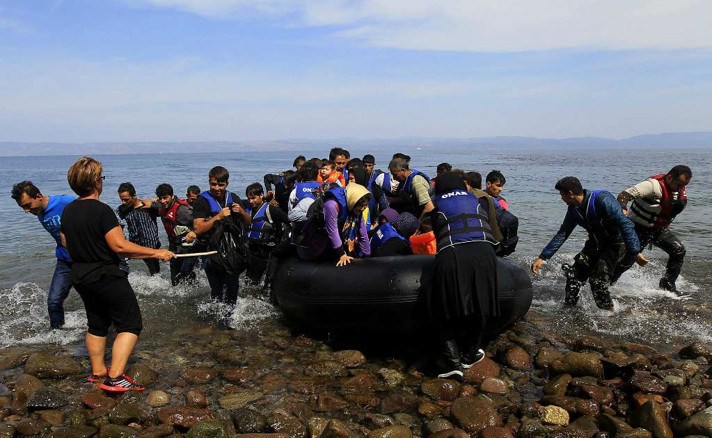 Juncker pide "valentía" a UE para acoger a 160 mil refugiados