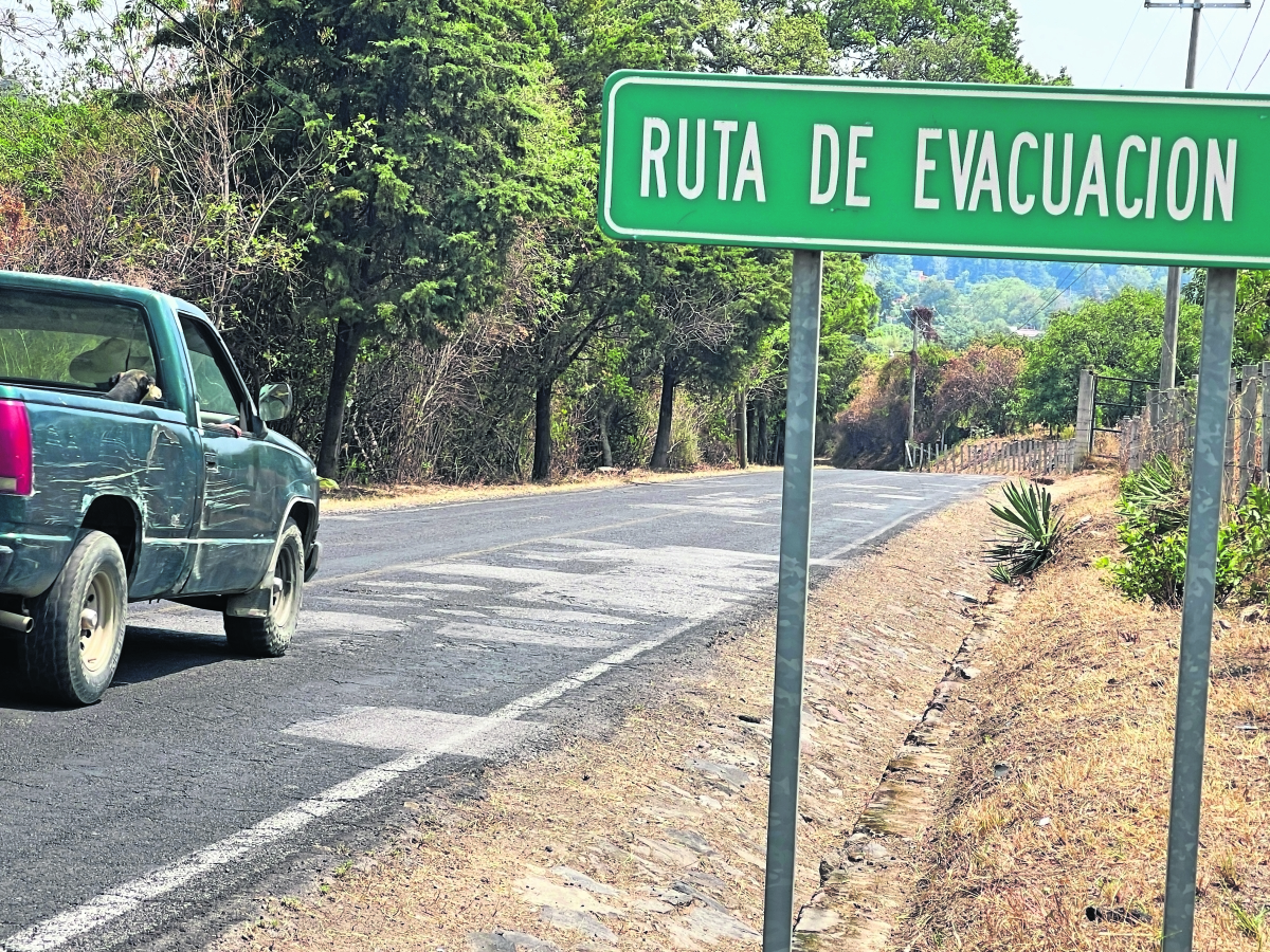 Escuelas mantienen clases presenciales