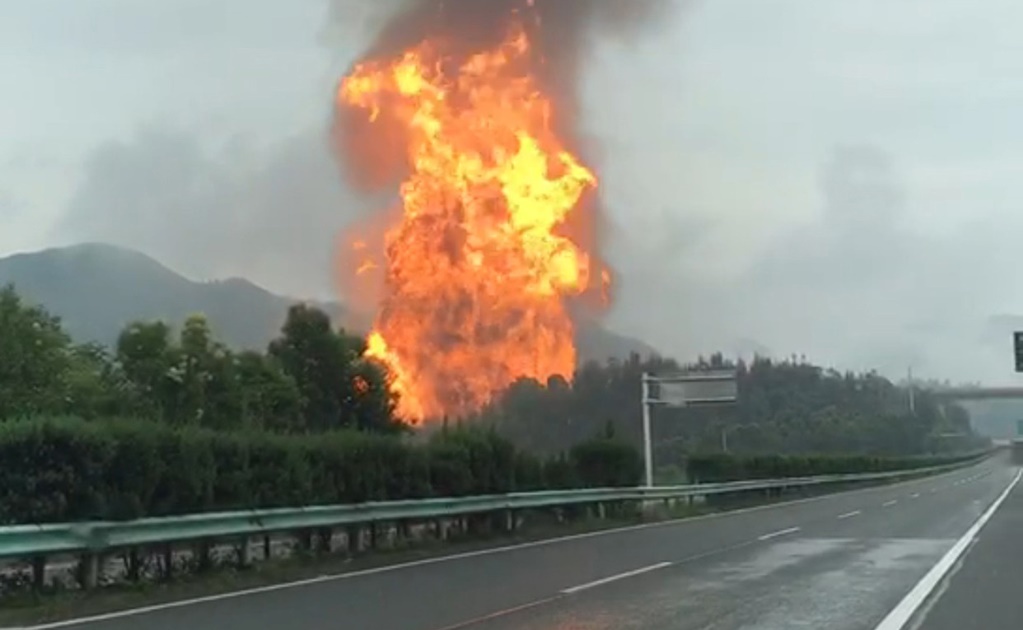 Explosión de un gasoducto en China deja ocho muertos y 35 heridos