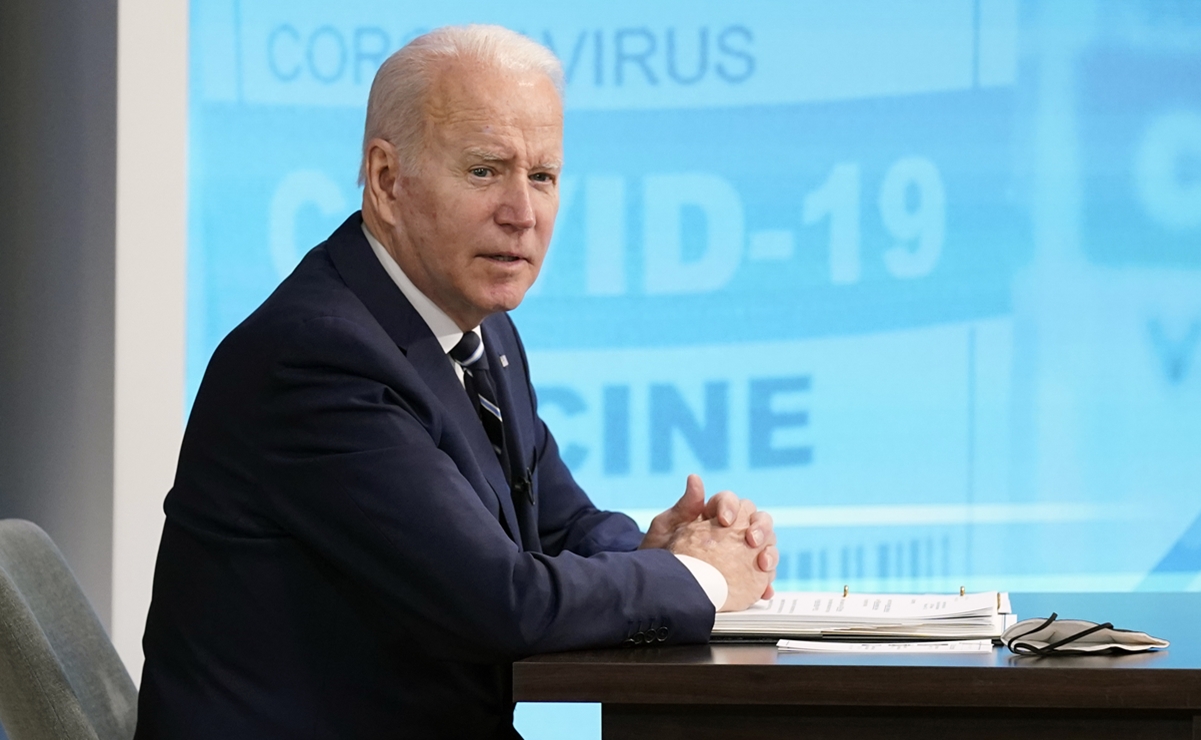 Corte de EU bloquea orden de Joe Biden de imponer vacunación en empresas