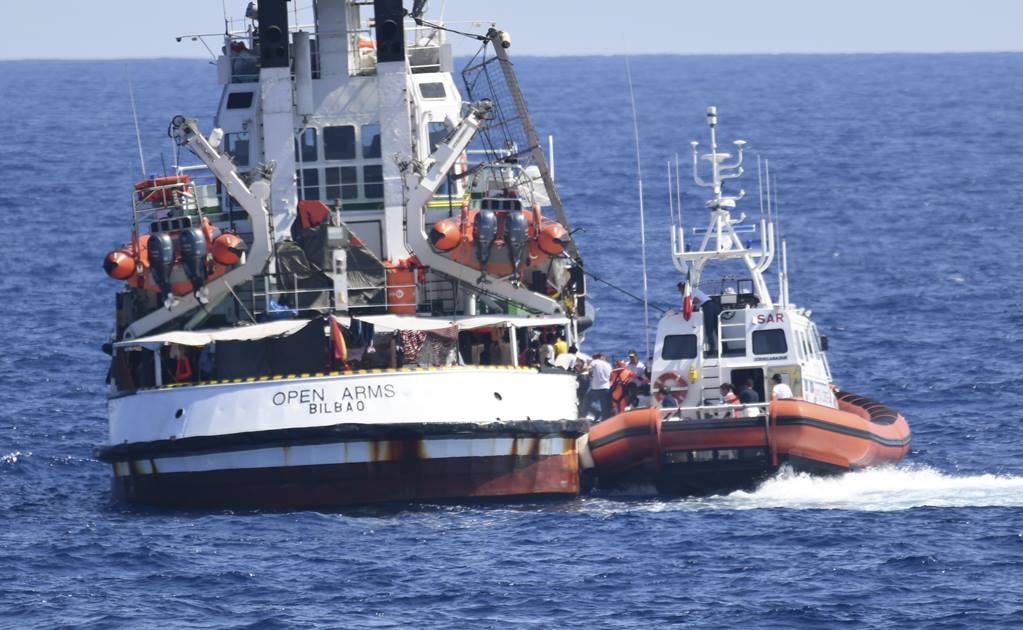 Fiscalía de Italia ordena incautar el barco Open Arms y el desembarco de migrantes