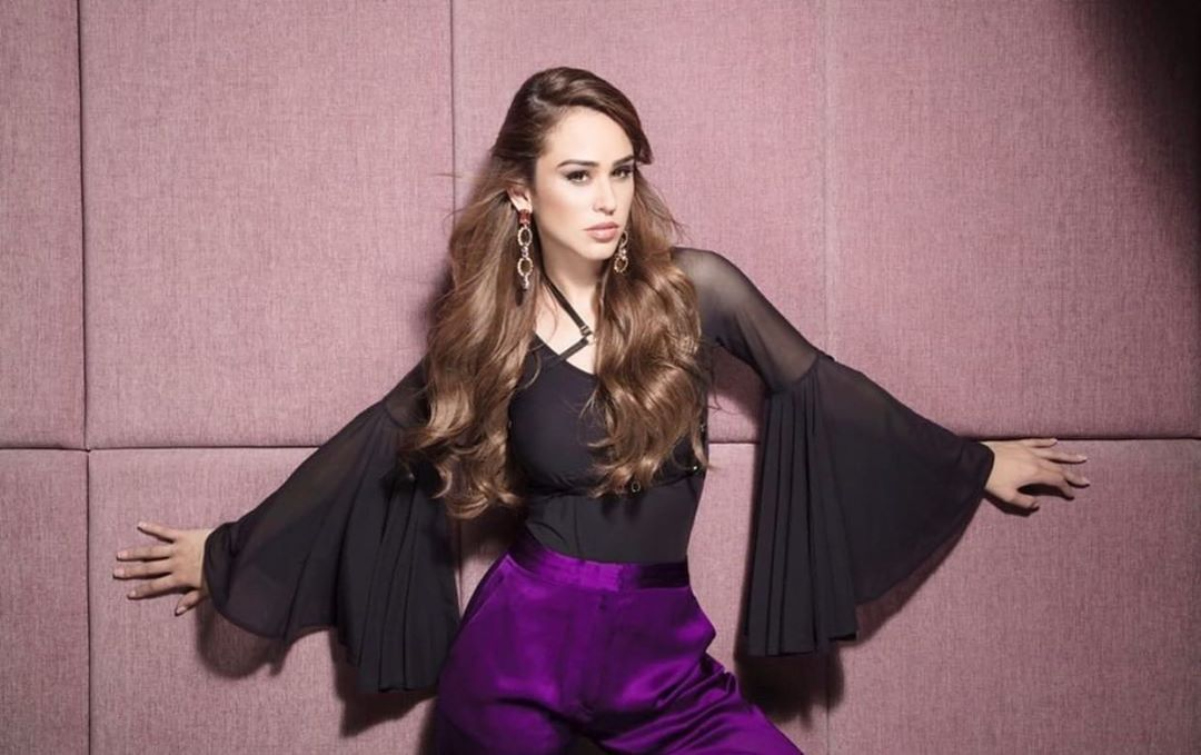 “No se den por vencidos”: Yanet García comparte mensaje motivacional sin maquillaje 