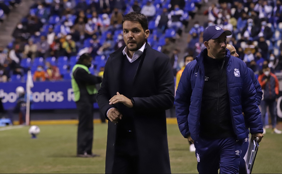 Nicolás Larcamón se desmarca de las burlas del Puebla al Monterrey