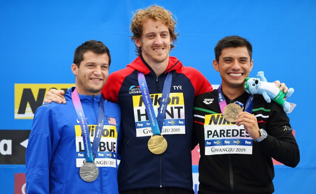 Mexican diver Jonathan Paredes wins bronze in World Championships