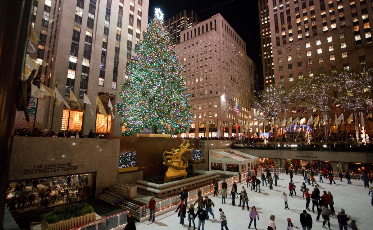 La historia del icónico árbol navideño del Rockefeller Center