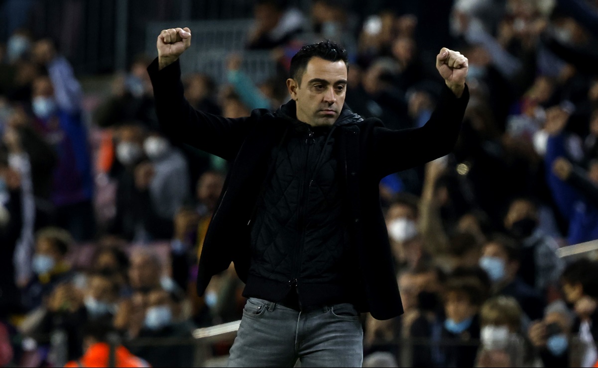Xavi debuta como entrenador del Barcelona con triunfo sobre el Espanyol 