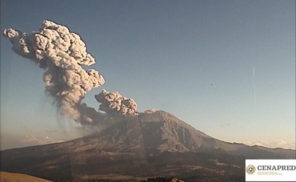 Popocatépetl registra explosión con alto contenido de ceniza