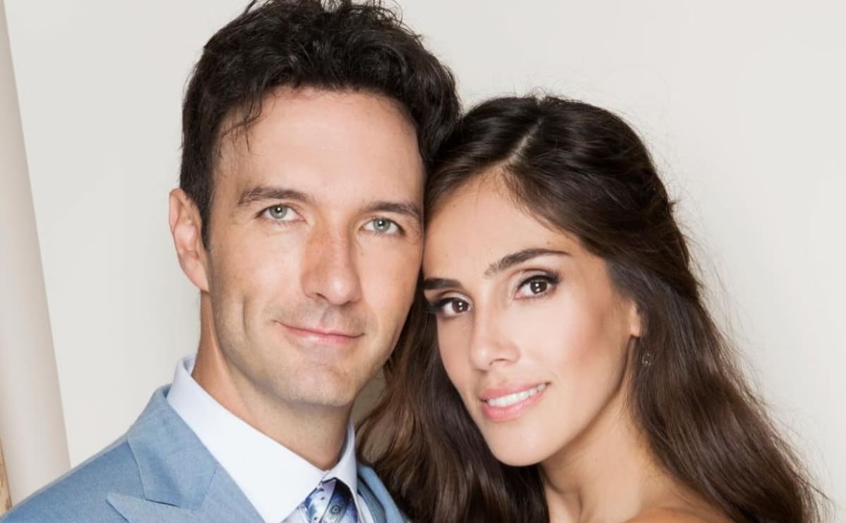 Sandra Echeverría y Leo de Lozanne derrochan amor en su décimo aniversario