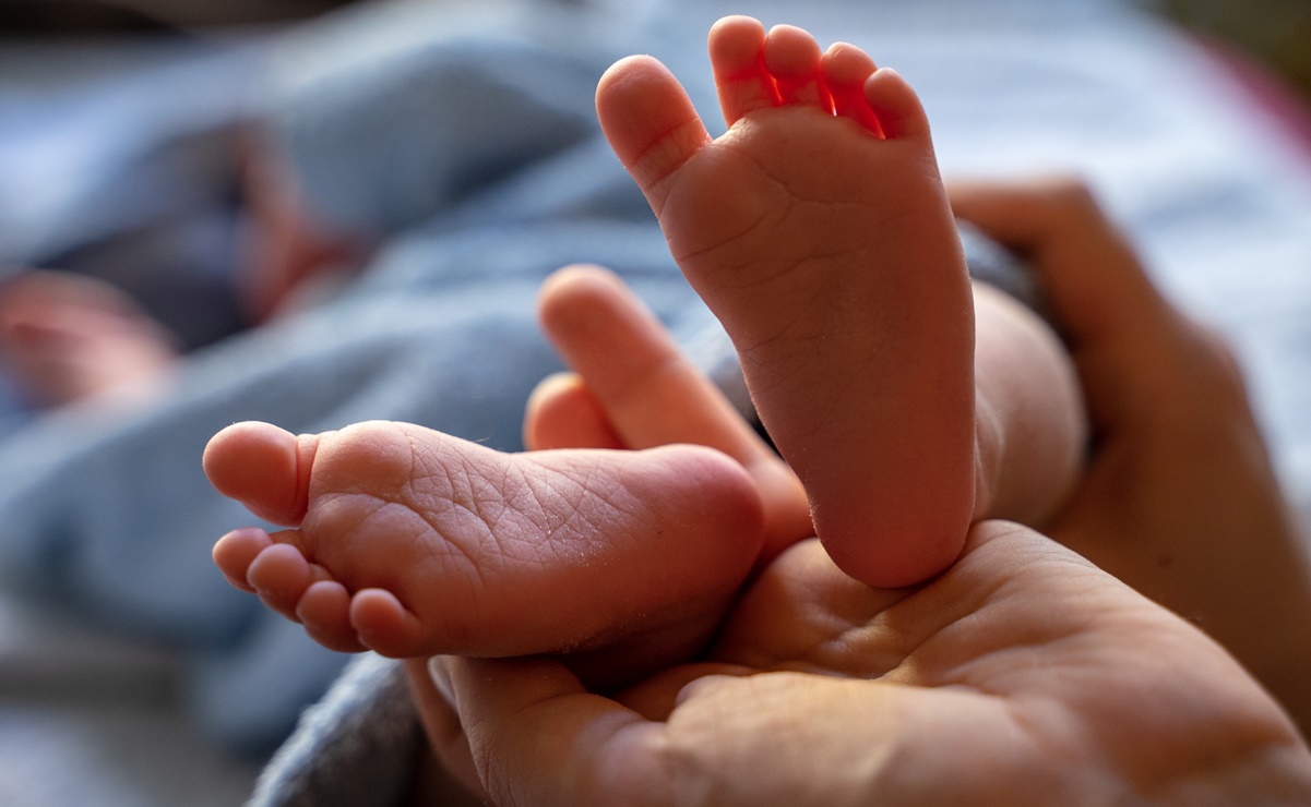 Leche materna, la primera vacuna que protege del Covid a recién nacidos: IMSS