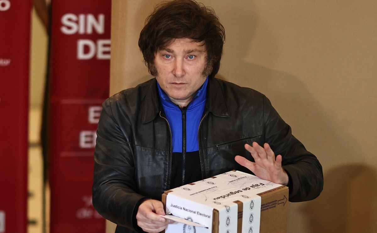 “Facho”: AMLO se lanza contra Javier Milei, candidato a la presidencia de Argentina
