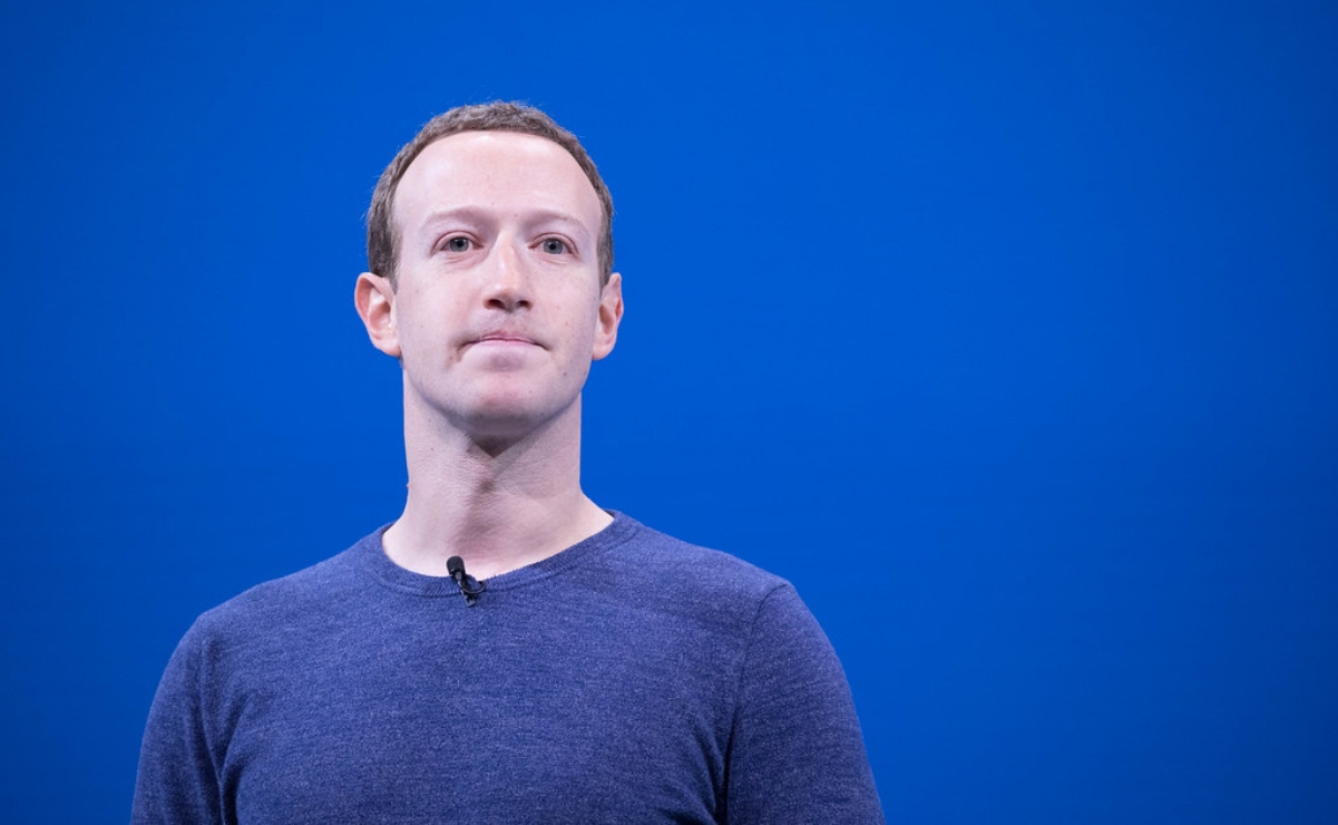 Zuckerberg también fue víctima del hackeo a Facebook y se descubre que usa Signal