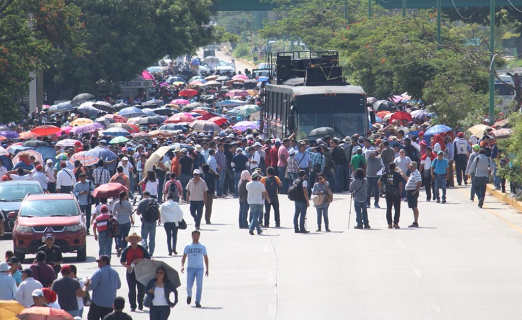 CNTE marcha en Tuxtla Gutiérrez contra Sexto Informe