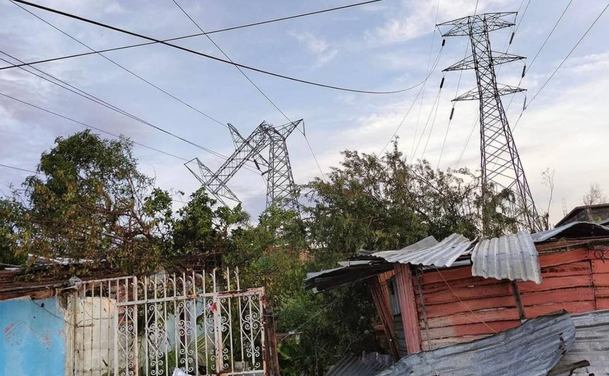 PVEM propone que damnificados por "Otis" no paguen recibo de luz