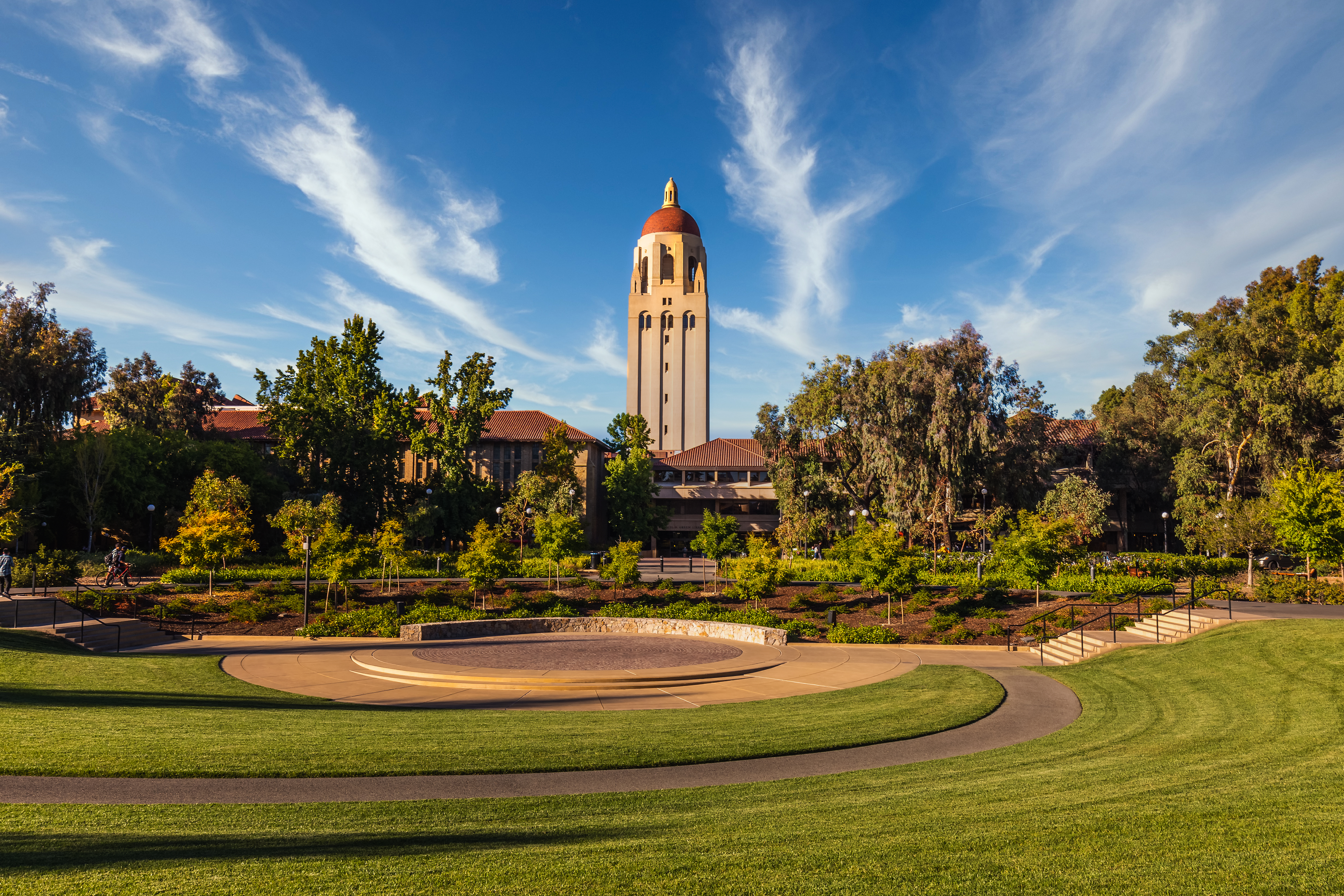 ¿Cuánto cuesta estudiar en la Universidad Stanford por un año este 2024?