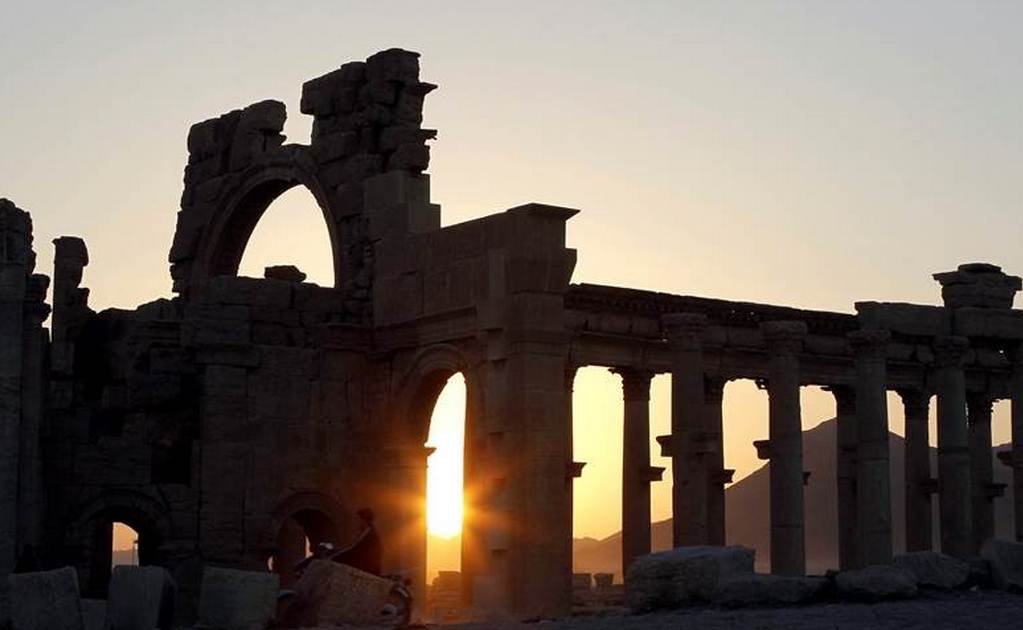 Intactas, ruinas grecorromanas de Palmira tras ataque de EI