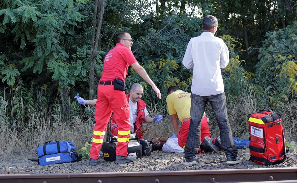 Fallece un refugiado en estación de trenes en Hungría