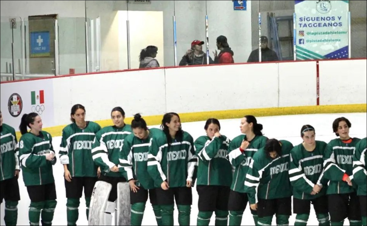 Ante falta de apoyos, Selección Mexicana Femenil de hockey sobre hielo hace colecta para ir al Mundial