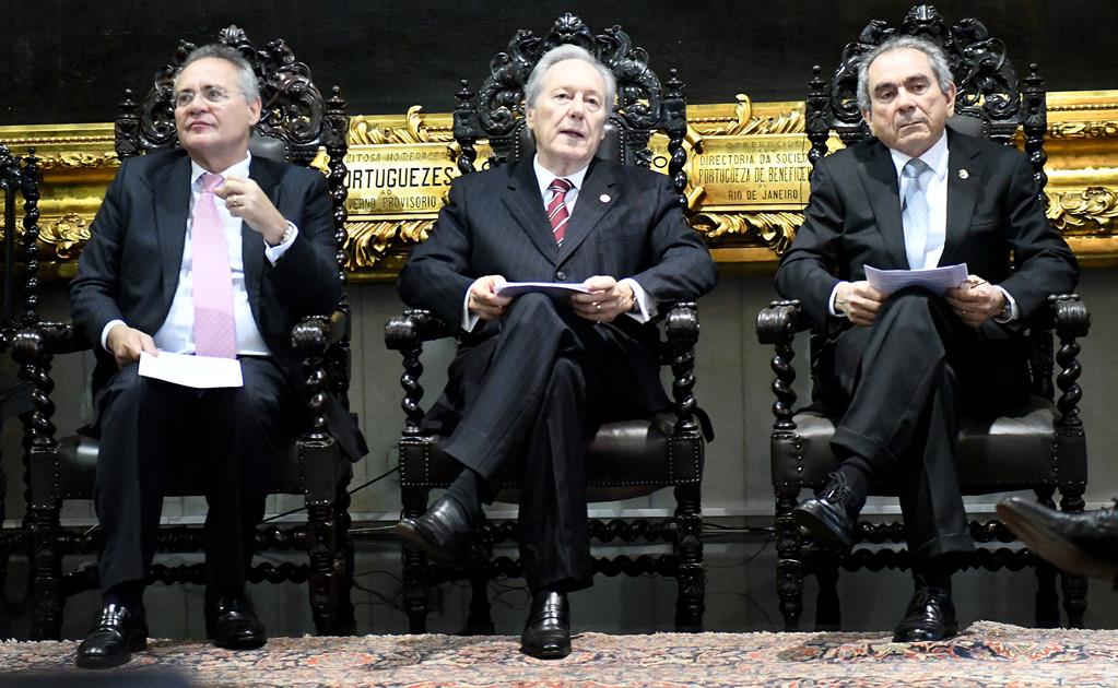 Fijan fecha para comparecencia de Rousseff en Senado brasileño