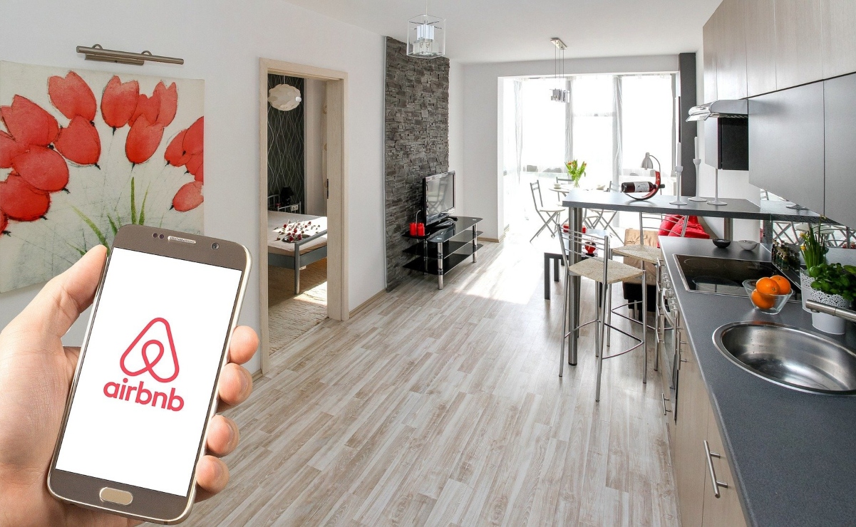 Airbnb ficha a Jony Ive, exjefe de diseño de Apple
