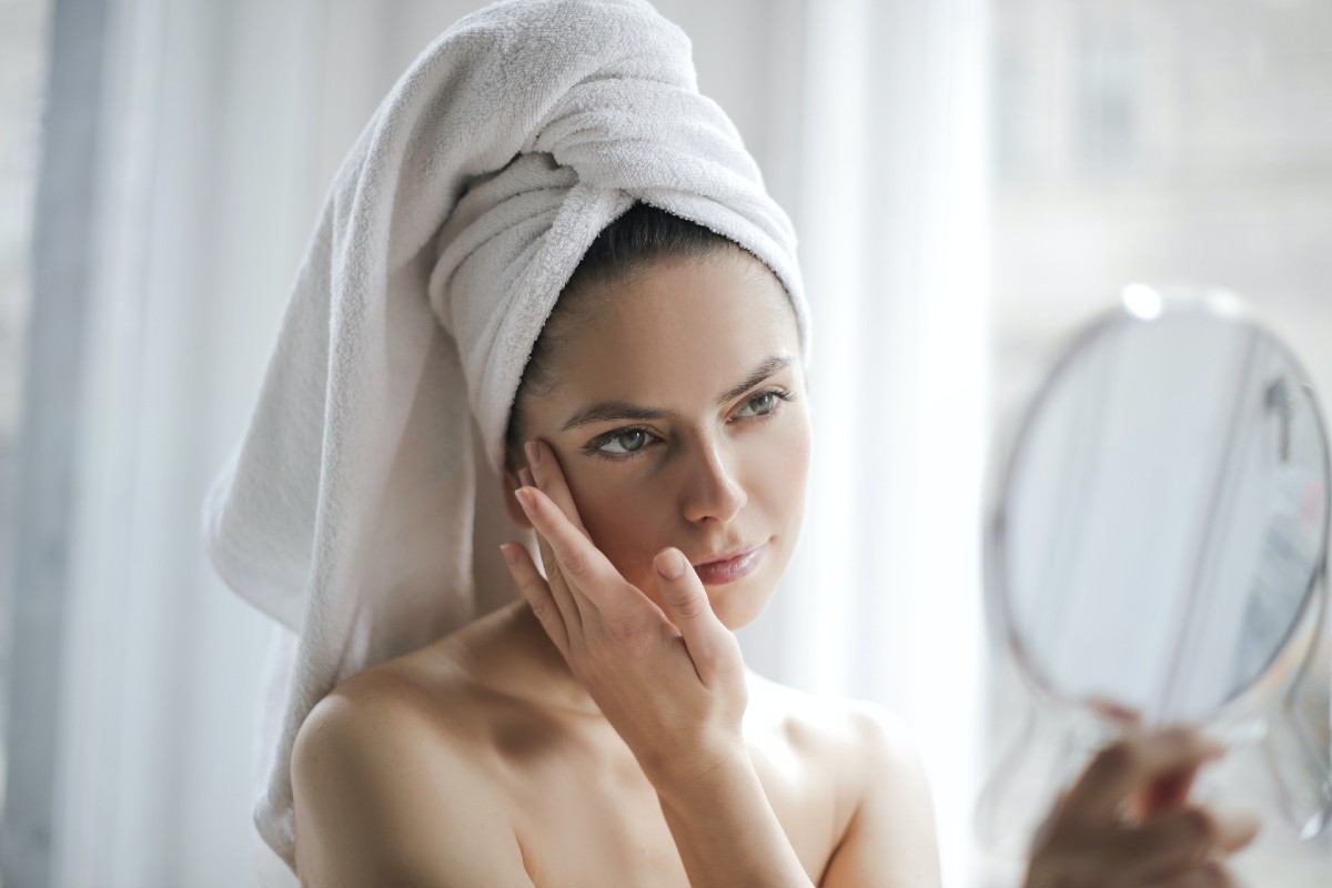 Conoce los beneficios de la mascarilla de almendras para lograr un efecto porcelana en la piel 