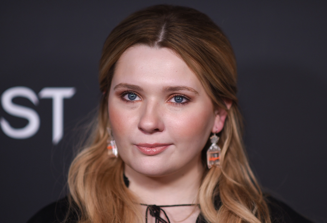 Abigail Breslin, actriz de "Pequeña Miss Sunshine", denuncia que fue víctima de violencia