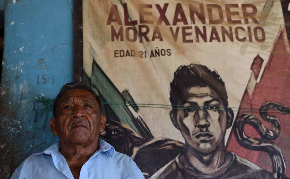 Don Ezequiel murió esperando el regreso de su hijo, o al menos sus restos; era padre del normalista Alexander Mora Venancio