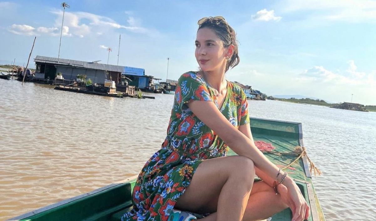 Ary Tenorio, novia de Luisito Comunica enseña cómo usar mini shorts