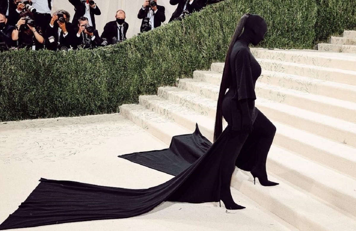 Kim Kardashian y el Balenciaga con el que se robó la atención y generó memes